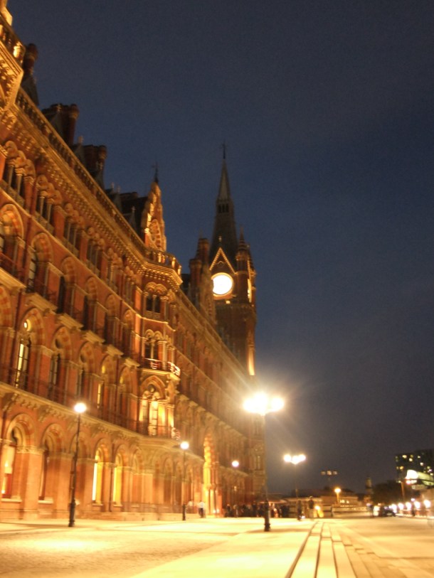 St Pancras at night