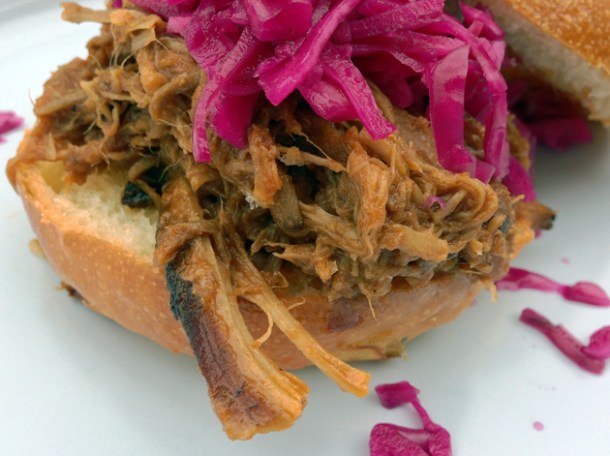 pulled pork bun from smokey tails