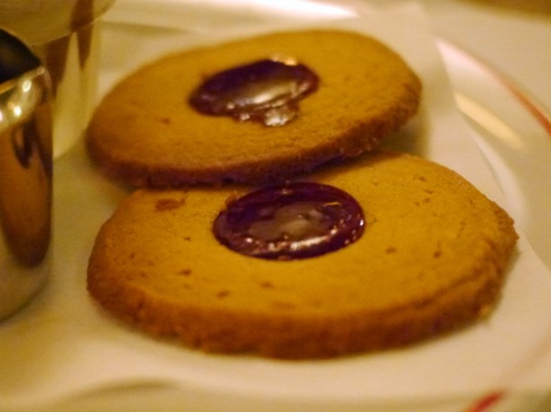 peanut butter cookies at jackson and rye