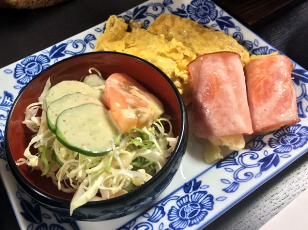 omelette with ham and egg nigiri at minshuku tsugizakura