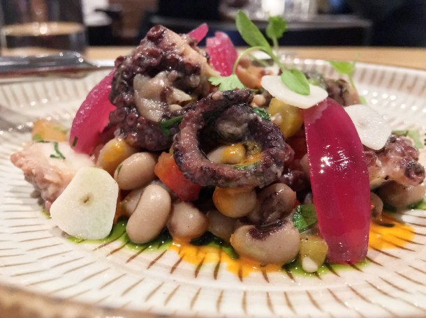 illustrative photo of the octopus salad at Volta do Mar